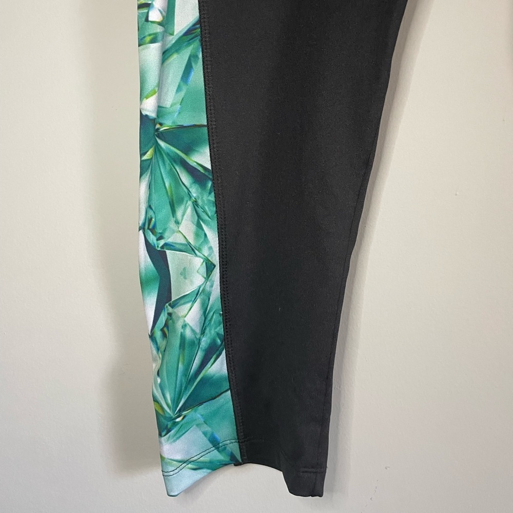 Lularoe Jade Athletic Capris - Picture 3 of 10